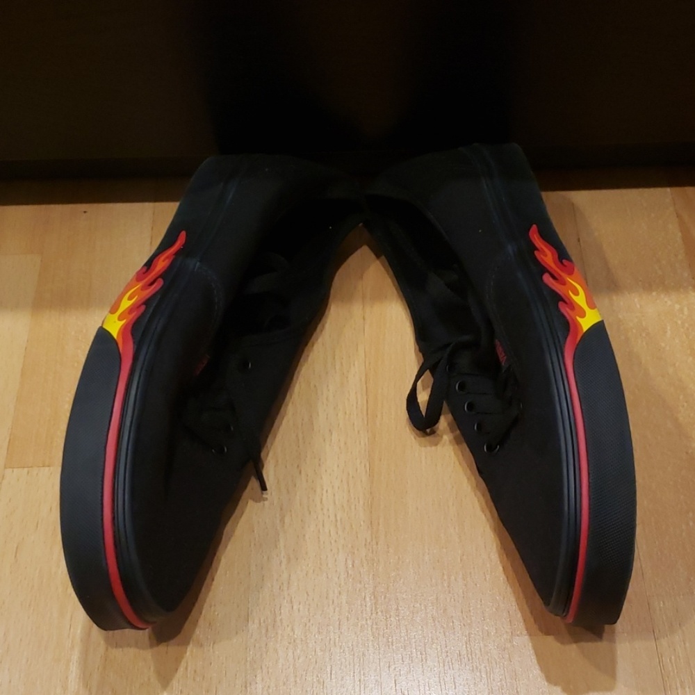 Vans Authentic Flames